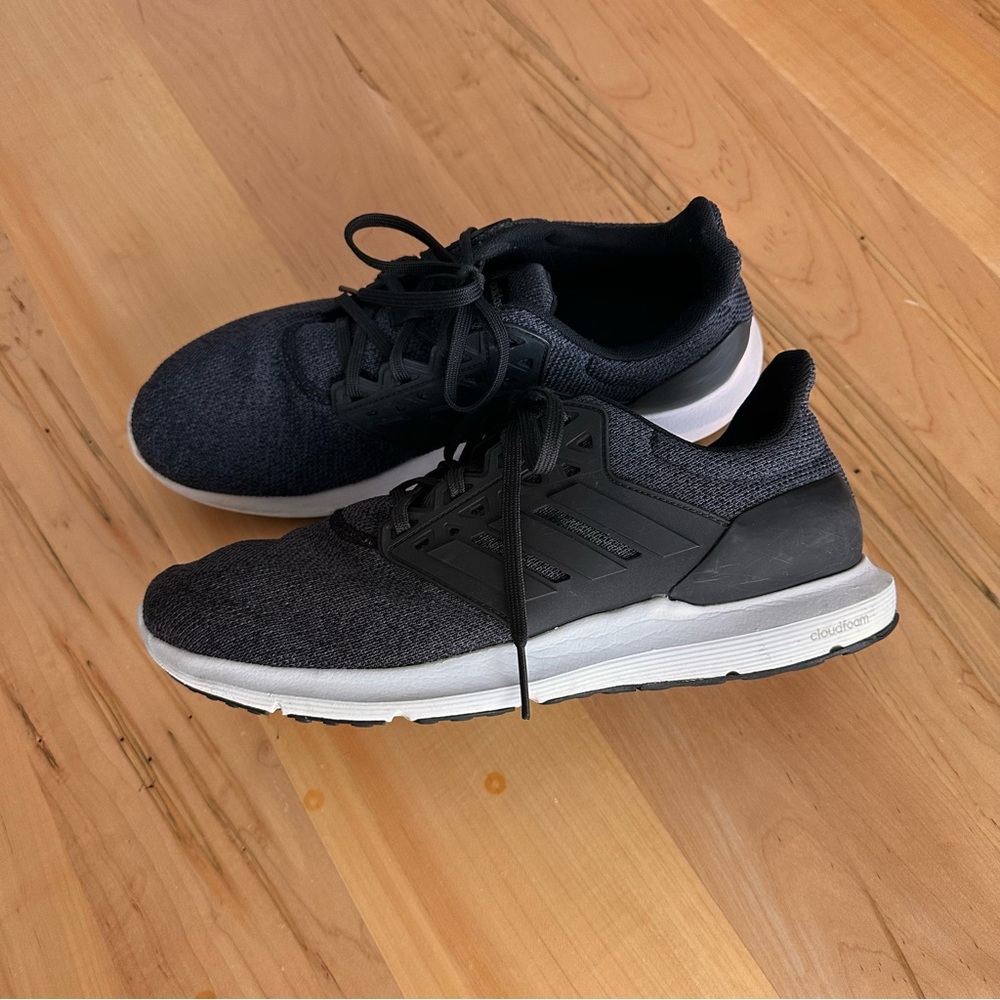 Adidas athletic shoes 10 - Picture 2 of 7